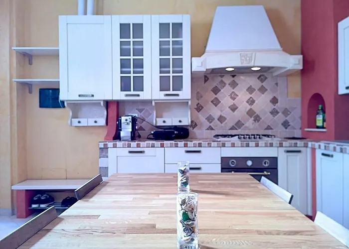 Apartamento Trilocale A 50mt Dal Mare